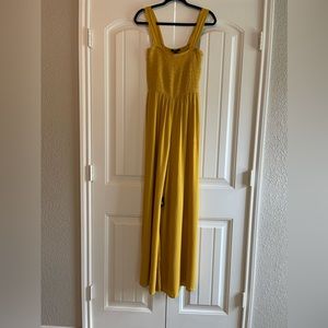 Forever 21 jumpsuit size M